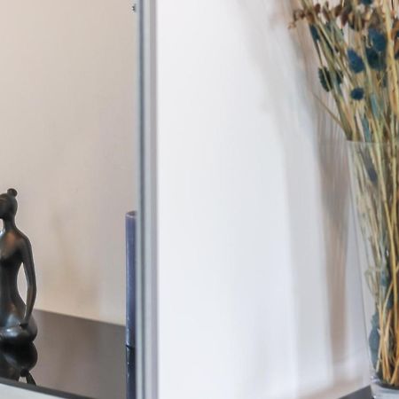 Vita Portucale ! Modern Apartment With Garage Lisbon Bagian luar foto