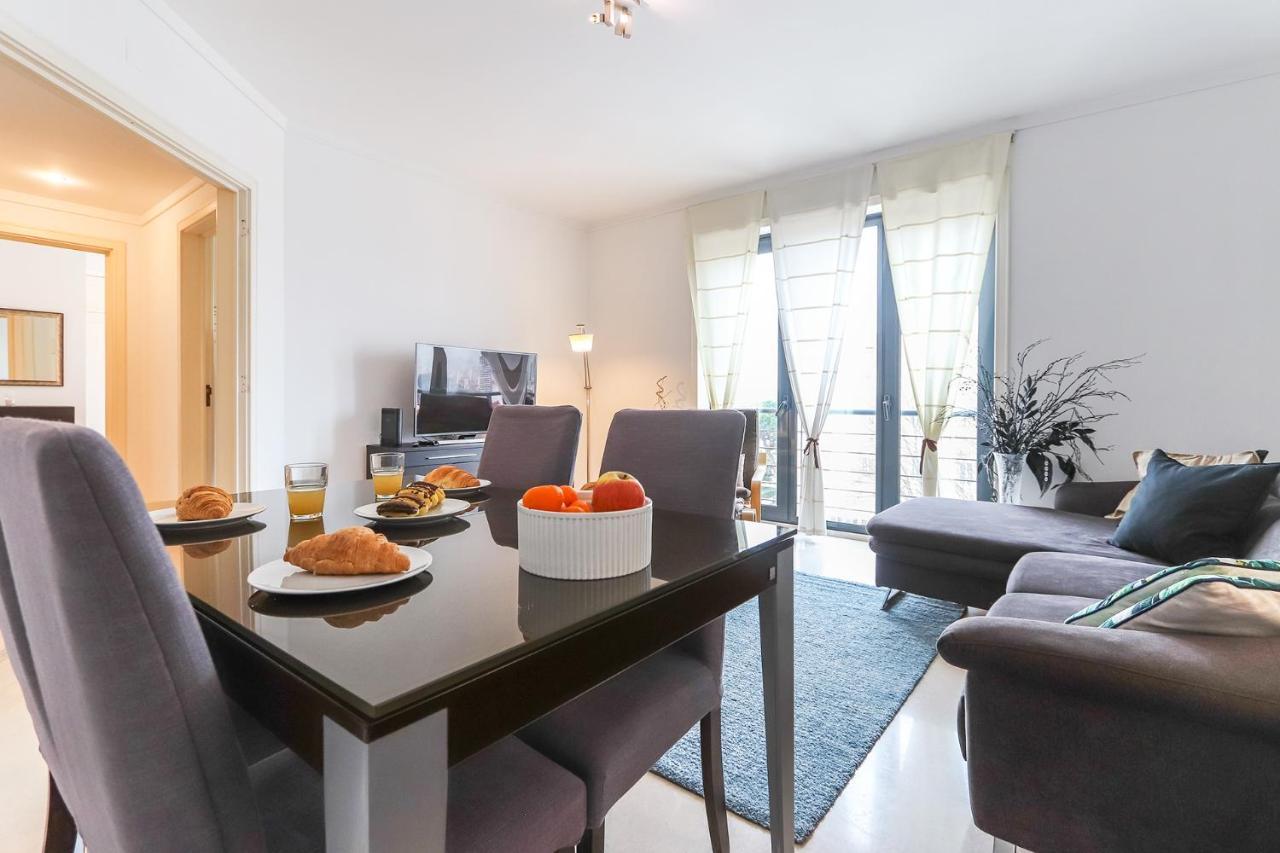 Vita Portucale ! Modern Apartment With Garage Lisbon Bagian luar foto