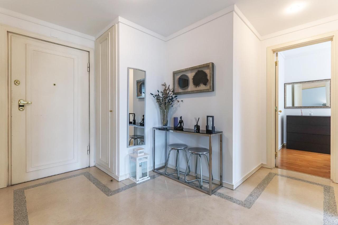 Vita Portucale ! Modern Apartment With Garage Lisbon Bagian luar foto