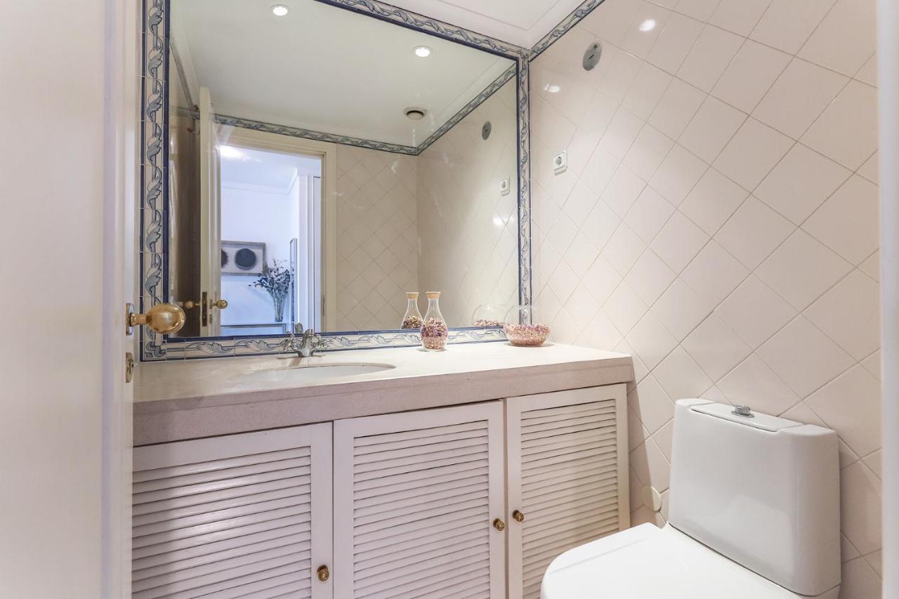 Vita Portucale ! Modern Apartment With Garage Lisbon Bagian luar foto