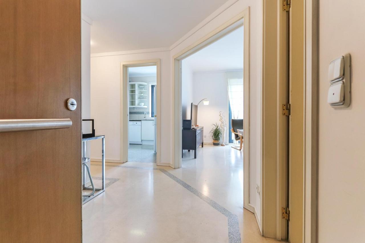 Vita Portucale ! Modern Apartment With Garage Lisbon Bagian luar foto